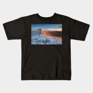 Corn Du, Pen y Fan and Cribyn from Bwlch Duwynt, Brecon Beacons National Park, Wales Kids T-Shirt